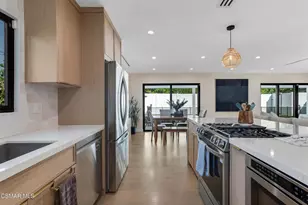 5722 Le Sage Ave, Woodland Hills, CA 91367 - Photo 11
