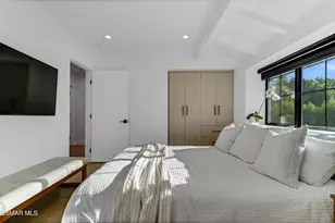 5722 Le Sage Ave, Woodland Hills, CA 91367 - Photo 23