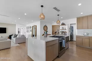 5722 Le Sage Ave, Woodland Hills, CA 91367 - Photo 9