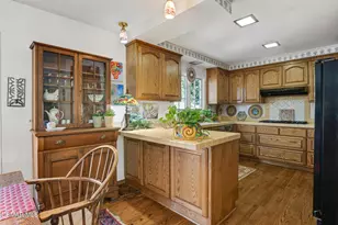 1082 La Cresta Dr, Thousand Oaks, CA 91362 - Photo 15