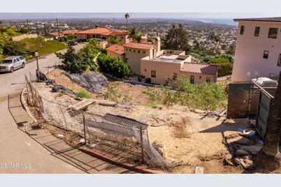 1918 Hillcrest Drive, Ventura, CA 93001 - Photo 17