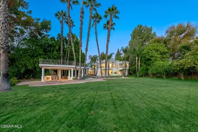 19808 Sleepyhollow Lane, Tarzana, CA 91356 - Photo 29