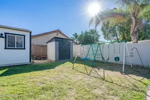 12976 E Mesa Verde Dr, Moorpark, CA 93021 - Photo 33