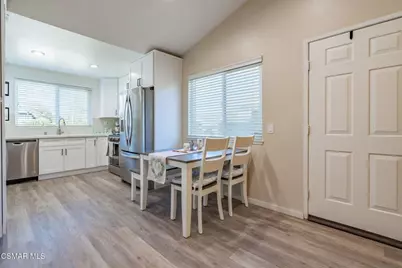 12976 E Mesa Verde Drive, Moorpark, CA 93021 - Photo 3