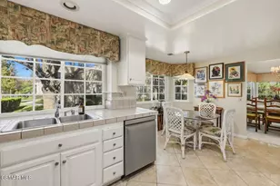 2927 Shadow Brook Ln, Westlake Village, CA 91361 - Photo 13
