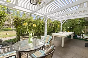 2927 Shadow Brook Ln, Westlake Village, CA 91361 - Photo 33