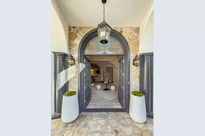 1266 Heritage Place, Westlake Village, CA 91362 - Photo 15