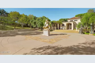 2400 White Stallion Road, Thousand Oaks, CA 91361 - Photo 27