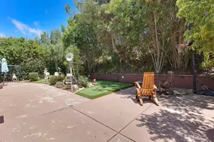 282 Hunters Point Dr, Thousand Oaks, CA 91361 - Photo 53