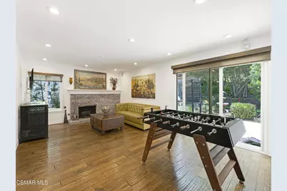 282 Hunters Point Drive, Thousand Oaks, CA 91361 - Photo 17