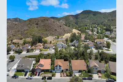 282 Hunters Point Drive, Thousand Oaks, CA 91361 - Photo 55