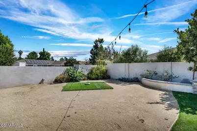 324 Venus Street, Thousand Oaks, CA 91360 - Photo 35