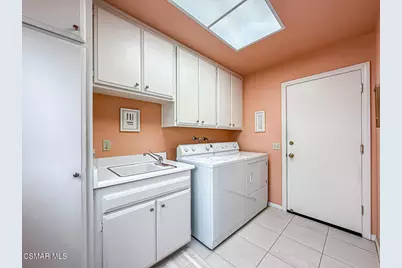 306 Cherry Hills Court, Thousand Oaks, CA 91320 - Photo 35