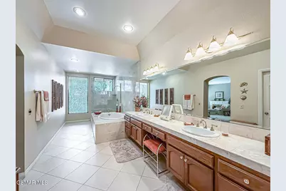 306 Cherry Hills Court, Thousand Oaks, CA 91320 - Photo 45