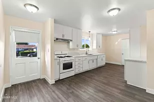 1317 Agnew St, Simi Valley, CA 93065 - Photo 13