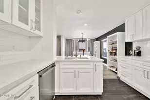 6665 Green Valley Cir, Culver City, CA 90230 - Photo 11