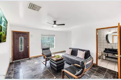 6434 Ponce Avenue, West Hills, CA 91307 - Photo 25