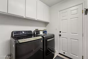 957 Entrada Dr, Oxnard, CA 93030 - Photo 21