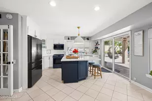 1970 Shady Brook Dr, Thousand Oaks, CA 91362 - Photo 11