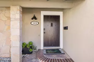 1970 Shady Brook Dr, Thousand Oaks, CA 91362 - Photo 3