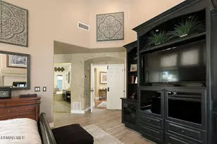 136 Heath Meadow Pl, Simi Valley, CA 93065 - Photo 35