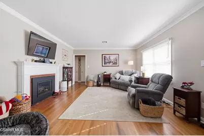 9520 Lemona Avenue, North Hills, CA 91343 - Photo 9