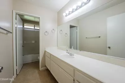 13131 Honeybee Street, Moorpark, CA 93021 - Photo 27