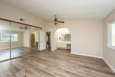 13131 Honeybee Street, Moorpark, CA 93021 - Photo 17