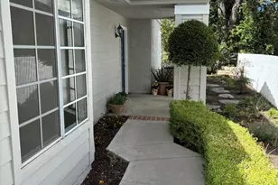 5645 Tanner Ridge Ave, Westlake Village, CA 91362 - Photo 3