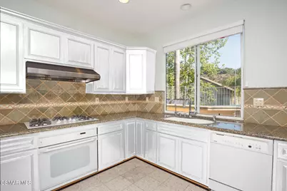 2546 Renata Court, Thousand Oaks, CA 91362 - Photo 11