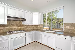2546 Renata Ct, Thousand Oaks, CA 91362 - Photo 11