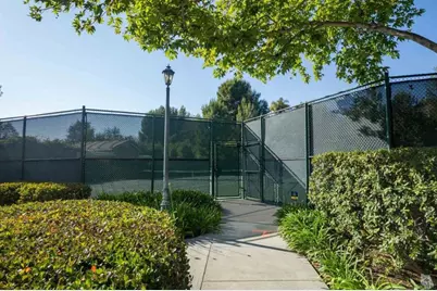 2546 Renata Court, Thousand Oaks, CA 91362 - Photo 29