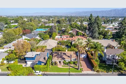 10129 Sarah Street, Toluca Lake, CA 91602 - Photo 59