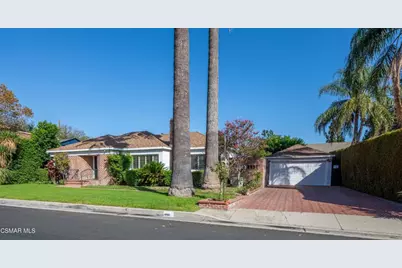 10129 Sarah Street, Toluca Lake, CA 91602 - Photo 1