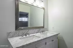 10129 Sarah St, Toluca Lake, CA 91602 - Photo 41