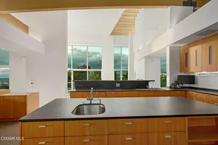 3681 Alomar Dr, Sherman Oaks, CA 91423 - Photo 15
