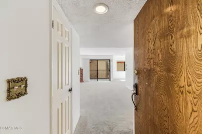 9960 Owensmouth Avenue #7, Chatsworth, CA 91311 - Photo 3