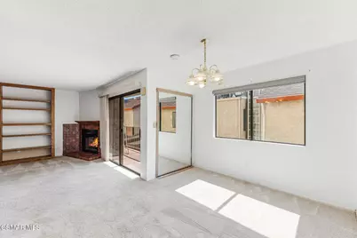 9960 Owensmouth Avenue #7, Chatsworth, CA 91311 - Photo 11