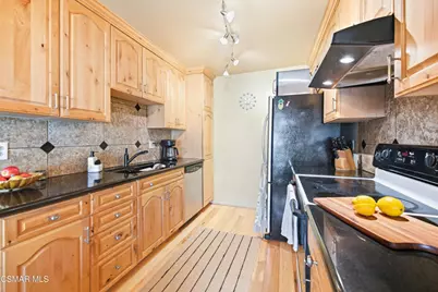 1402 Ramona Drive, Thousand Oaks, CA 91320 - Photo 9
