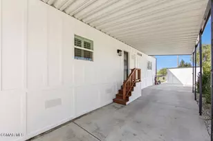 15750 Arroyo Dr, Moorpark, CA 93021 - Photo 19