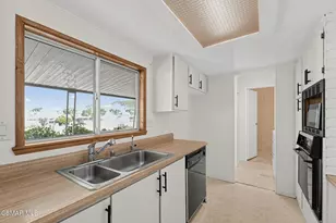 1550 Rory Ln, Simi Valley, CA 93063 - Photo 21