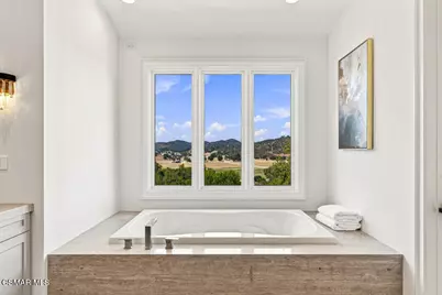 2342 Heatherbank Court, Thousand Oaks, CA 91361 - Photo 17