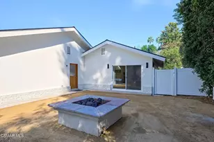 5215 Del Moreno Dr, Woodland Hills, CA 91364 - Photo 65