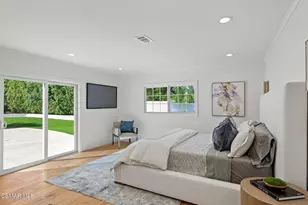 5215 Del Moreno Dr, Woodland Hills, CA 91364 - Photo 27