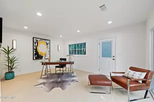 5215 Del Moreno Dr, Woodland Hills, CA 91364 - Photo 39
