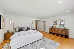 5215 Del Moreno Dr, Woodland Hills, CA 91364 - Photo 29