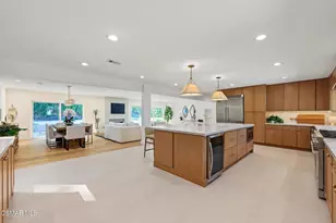 5215 Del Moreno Dr, Woodland Hills, CA 91364 - Photo 7