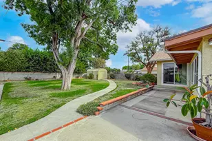 7654 Wish Ave, Lake Balboa, CA 91406 - Photo 35