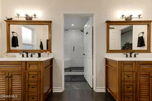 30049 Trail Creek Dr, Agoura Hills, CA 91301 - Photo 3