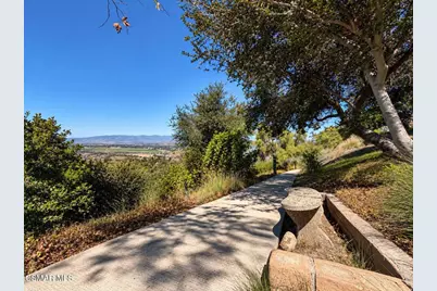 850 Vista Arriago, Camarillo, CA 93012 - Photo 35